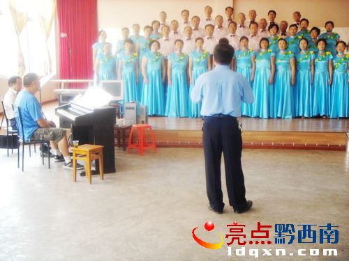 ★您好！敬請修改！（圖1）我州藝術(shù)團(tuán)全力....JPG