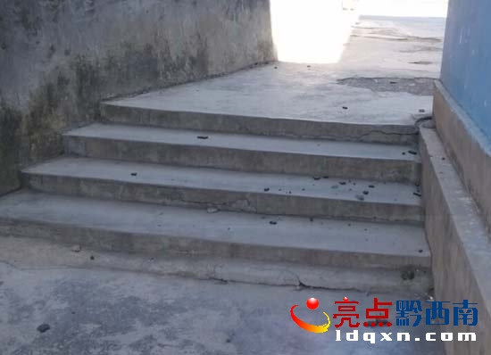QQ截圖20150319162843.jpg