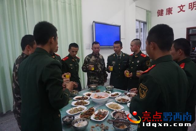 04最后會(huì)餐.jpg