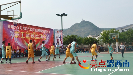 圖為比賽現(xiàn)場.jpg
