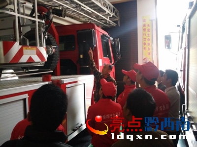 圖為參觀現(xiàn)場(chǎng).jpg